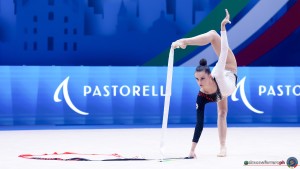 ain 25211 harnasko alina sfe04051 copia simone ferraro ph